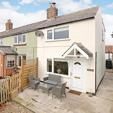 Peaceful Location Lower Rates For Longer Lets Ferienhaus