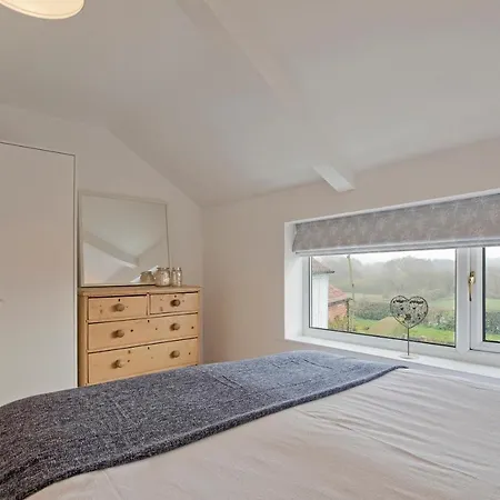 Peaceful Location Lower Rates For Longer Lets * Cattal